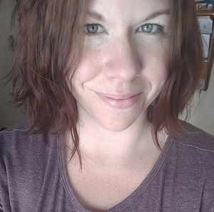 Meet your Posher, Hilary